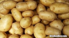 土豆为什么会变黑,土豆放外面一段时间会发黑是为什么简便答案？