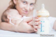乳钙怎么给宝宝吃,宝宝几个月可以添加乳钙？该注意什么？