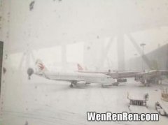 下雪影响航班吗,下雪是否会影响飞机降落？