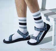 袜子穿久了特别硬怎么处理,袜子硬邦邦的怎么洗软